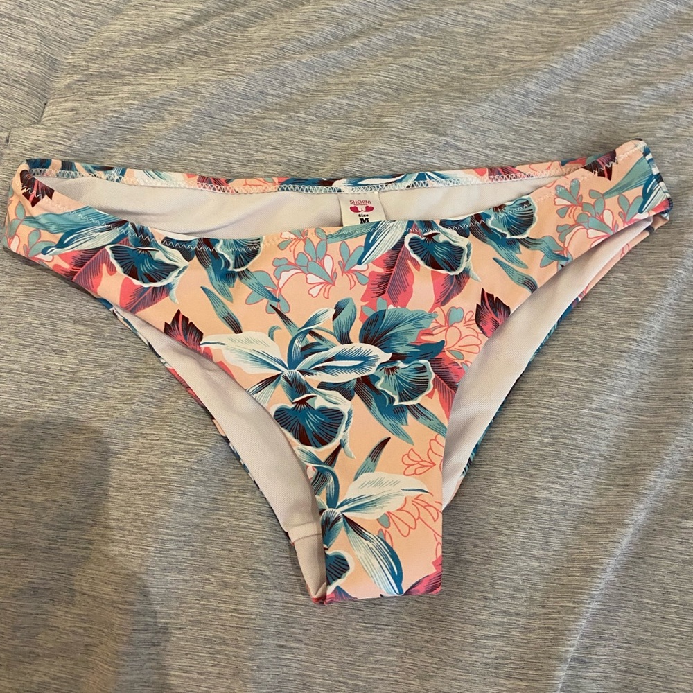 Bottoms only